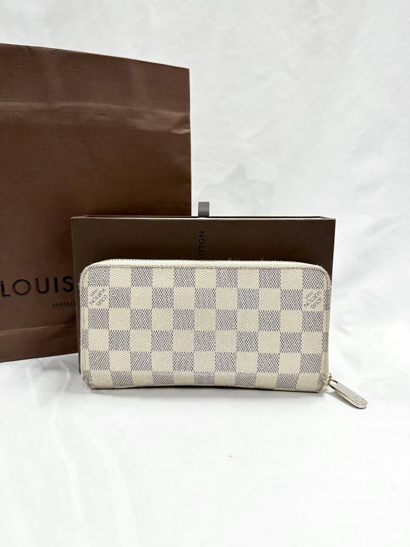 used Louis Vuitton Zippy Wallet