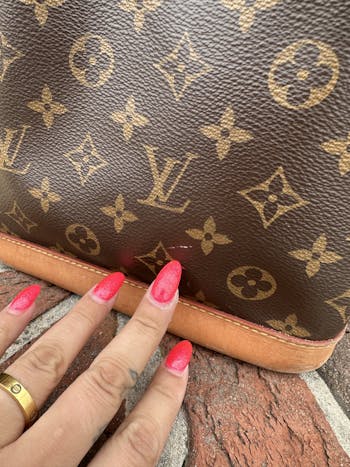used Louis Vuitton Noe Bb Handbag