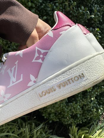 louis vuitton sneakers outfit