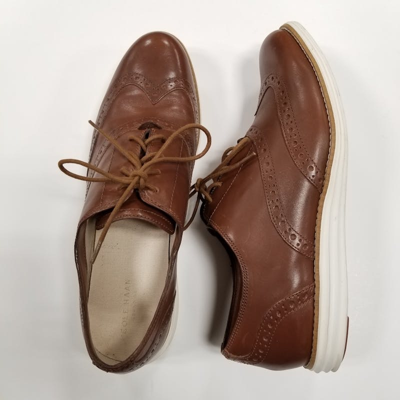 Used cole haan SHOES 10