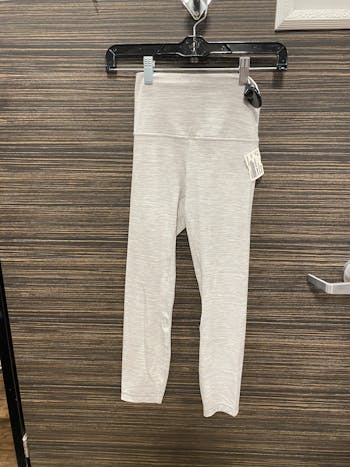 Pre-Owned Lululemon Athletica Womens Size 8 Active Qatar