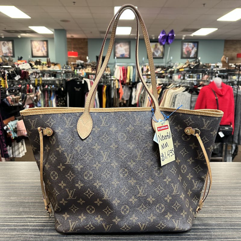 Louis Vuitton Large Bags & Handbags for Women, Authenticity Guaranteed