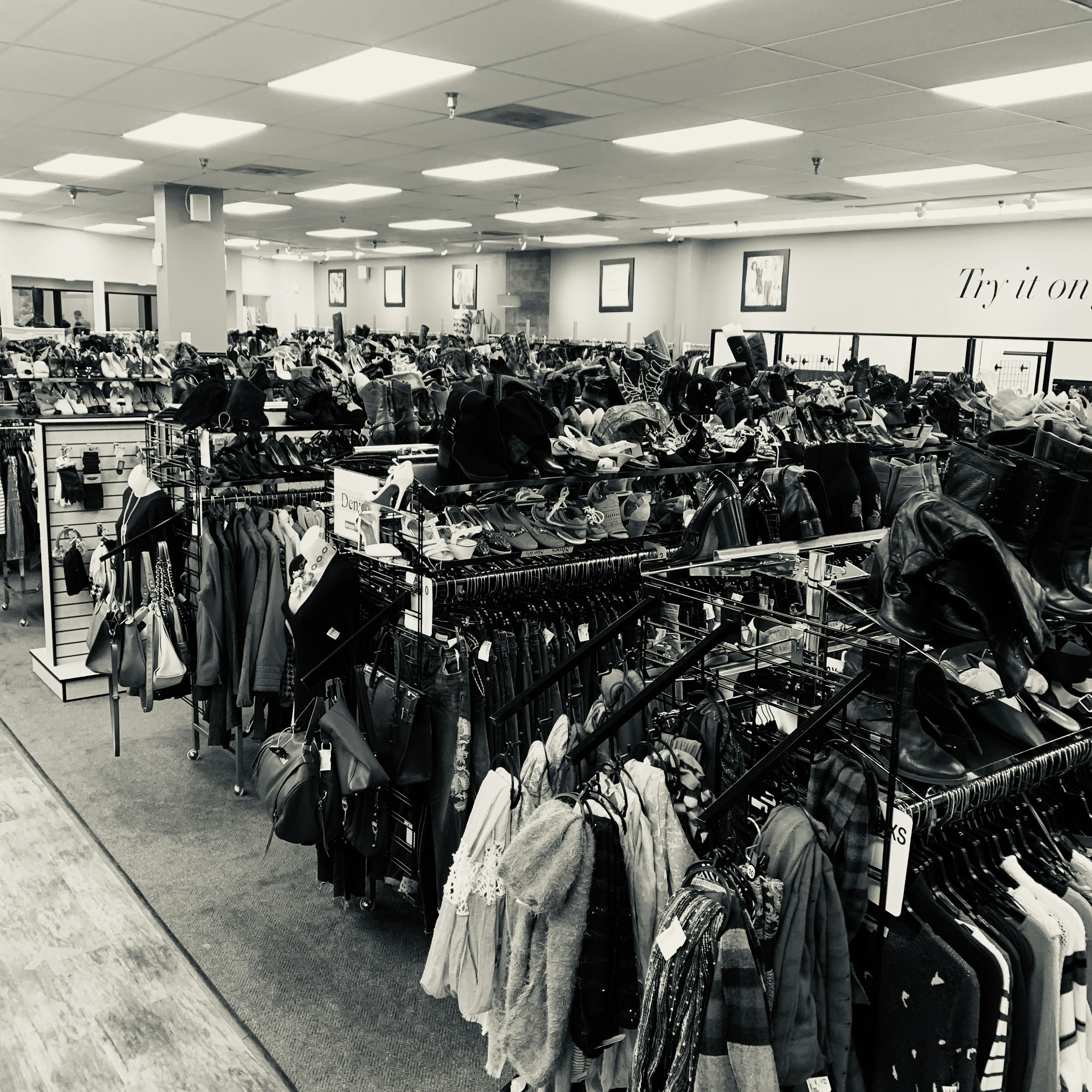Style Encore In Clifton Park Offers High-End Used Clothing, Shows And Other  Amenities - Saratoga Business Journal